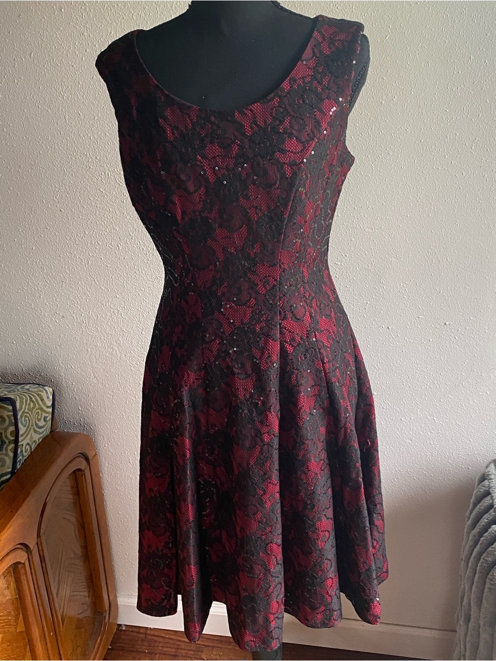 Nine West Black and Red Sequin and Lace Evening Dress
